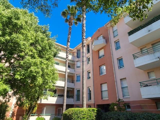 Idéal pour un pied à terre sur la Côte d’Azur ou pour un investissement locatif de qualité
