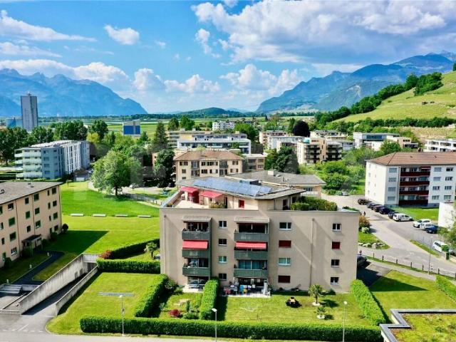 Idéal pour une famille: spacieux appartement 4.5 pièces
