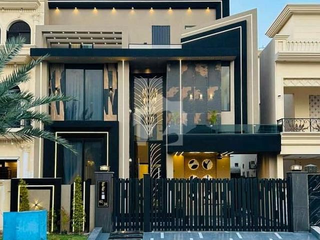 Ideal Prime Location 10 Marla House Available In, Citi Housing Society