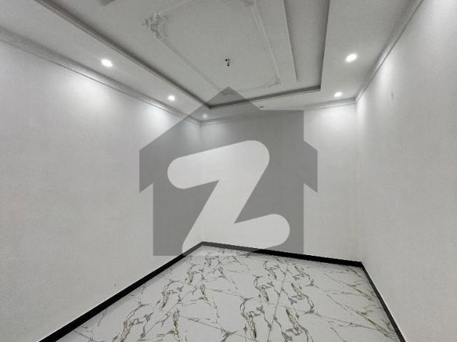 Ideal Prime Location 1 Kanal House Has Landed On Market In Wapda Town
