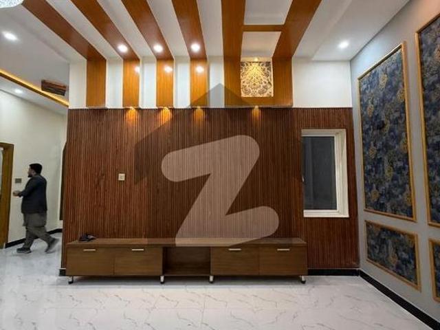 Ideal Prime Location House In Peshawar Available For Rs. 22000 Darmangi