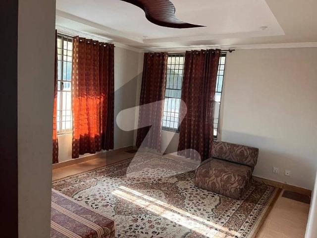 Ideal Prime Location House Is Available For sale In Barrian