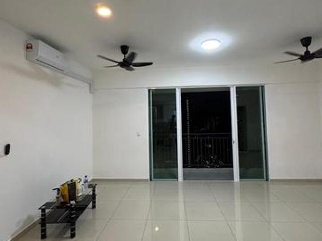Ideal Residency 900sqft Good Condition