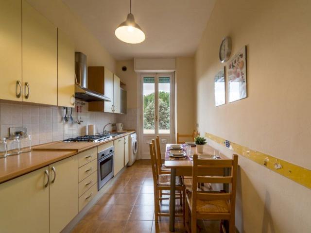 Ideal room in Via Benedetto Marcello