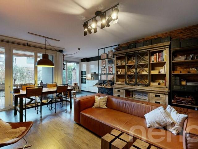 Idéalement situé avec un beau jardin CASATAX