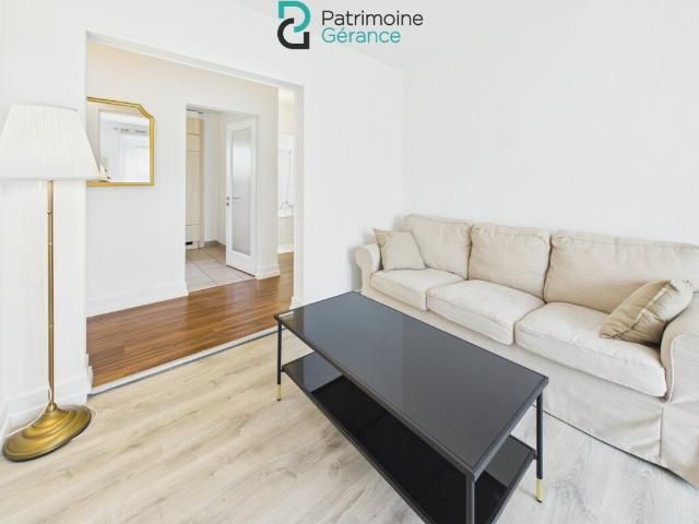 Idéalement situé ! Appartement de 4.0 pièces