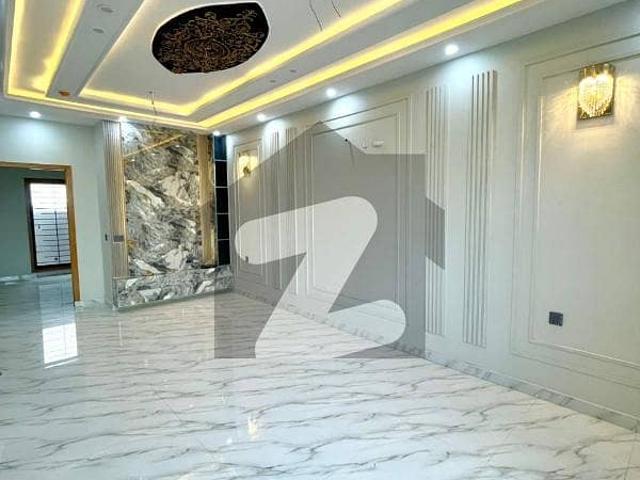 Ideally Located Good Location House For Rent In DC Colony Ravi Block Available
