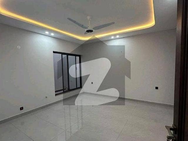 Ideally Located House Of 10 Marla Is Available For sale In Islamabad