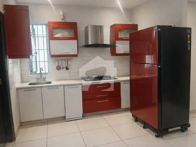 Ideally Located Prime Location Flat Of 1100 Square Feet Is Available For sale In Karachi