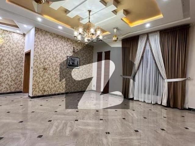 Ideally Located Prime Location House Of 32 Marla Is Available For sale In Lahore EME Society Block B