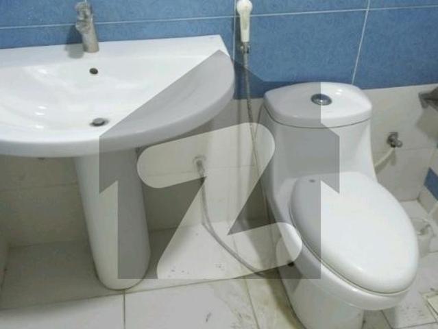 Idyllic Flat Available In Askari 11 Sector B For rent Askari 11 Sector B