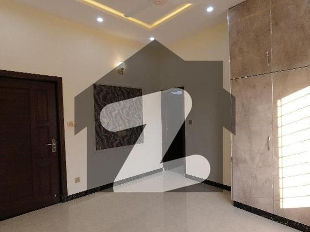 Idyllic House Available In D 12/3 For Sale D 12/3