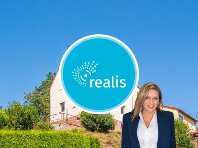 Idyllisch gelegen: Einfamilienhaus in Hohenstein Ernstthal Ihr neues Zuhause mit Panoramablick!