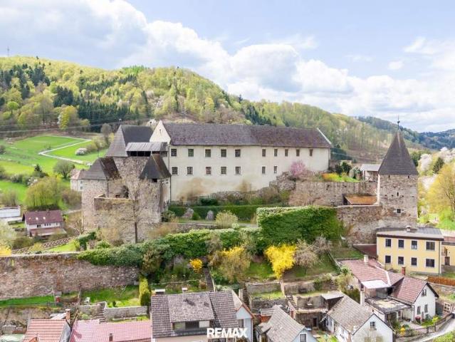 Idyllisches Baugrundstück in schöner Lage mit direktem Blick auf die Burg Krumau digital vermessen kein Bauzwang!