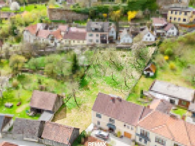 Idyllisches Baugrundstück in Schöner Lage mit Direktem Blick auf die Burg Krumau Digital Vermessen Kein Bauzwang!