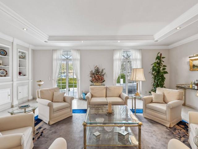 Idyllisches Familienhaus mitten im Grünen mit Pool und großem Wellness Bereich