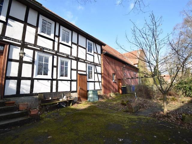 Idyllisches Fachwerk Bauernhaus mit sehr großem Garten und zwei Ferienwohnungen in Rhadern