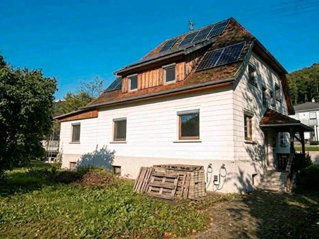 idyllischer Wohntraum Ein bis Zweifamilienhaus in Bad Imnau