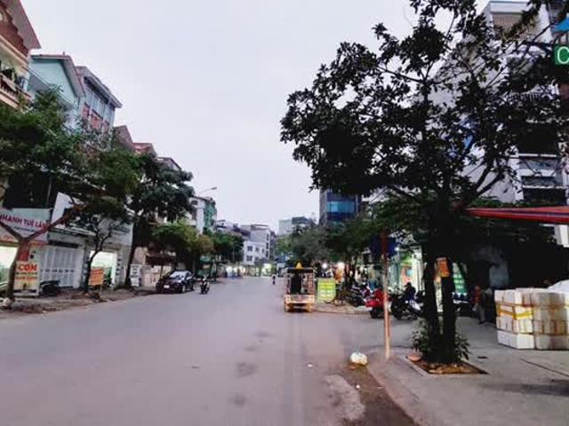 Iêu Hiếm Mặt Phố Văn Quán Phân Lô Vỉa Hè 6.5m Kinh Doanh Vô Đối Nhà Đẹp Dân Xây Sổ