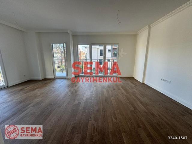 Çiftehavuzlar Bağdat Caddesi'ne Çok Yakın Balkonlu Sıfır Kiralık 3+1 Daire