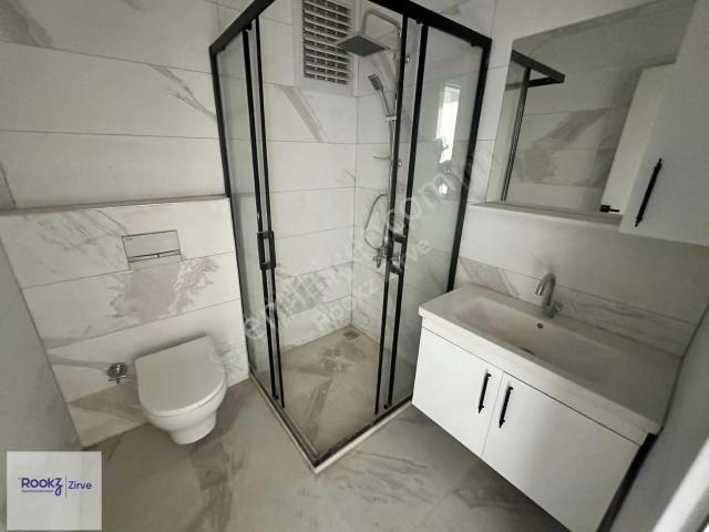 Çiftlikköy Bayraktepede Satılık İskanlı 5+1 Dubleks Daire