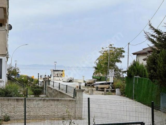 Çiftlikköy Sahil'de Deniz Manzaralı Yatırım İçin Satılık Daire