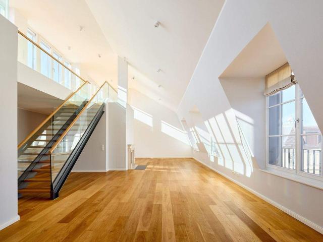 Ikonisches Penthouse am Kudamm mit Dachterrasse und Panoramablick