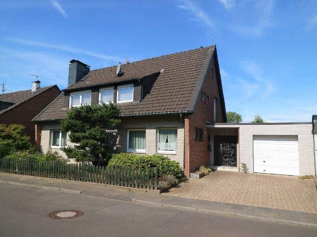 Ihr großzügiges Familiendomizil in Rheinnähe