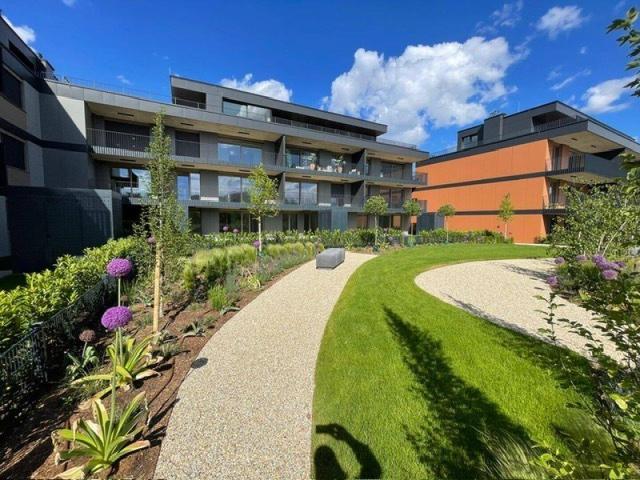 Ihr exklusives Penthouse mit 177 m² Dachterrasse in absoluter Grünruhelage und zugleich Nahe Wien ERSTBEZUG