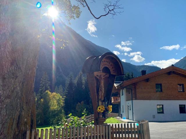 IHR FERIEN CHALET IN DER ATRAKTIVE URLAUBSREGION KRIMML KÖNIGSLEITEN GERLOS