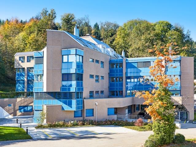 Ihr neuer Arbeitsplatz in gepflegter Liegenschaft an der Bönirain­strasse in Thalwil