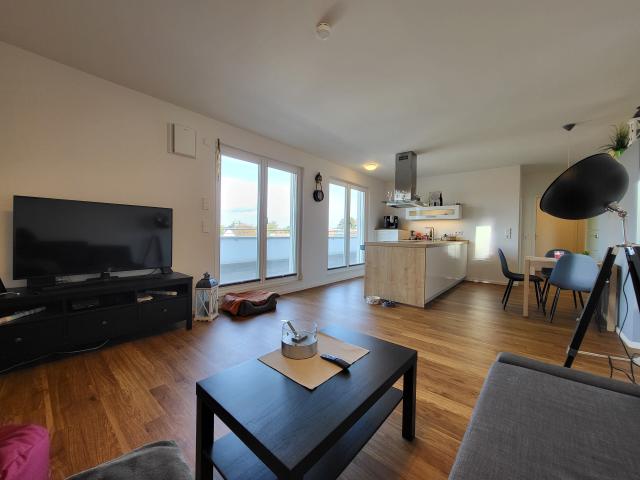 Ihr neuer Erstwohnsitz! Herrliche 3 Zimmer Penthousewohnung mit großer Dachterrasse und Aufzug im Haus