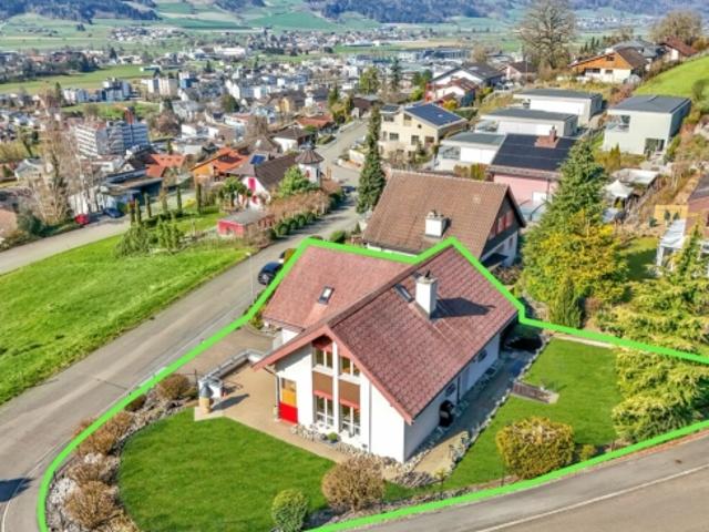 Ihr neuer Wohntraum mit traumhafter Aussicht – Grosszügiges Einfamilienhaus an bevorzugter Lage in Hitzkirch