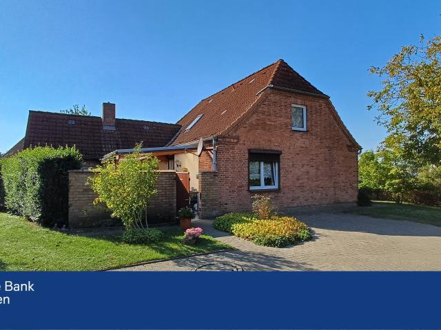 Ihr neues Haus wartet auf Sie.