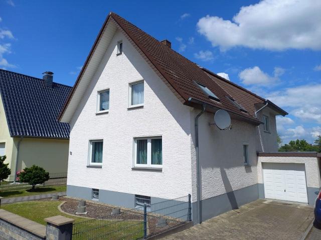 Ihr neues Zuhause! Ein bis Zweifamilienhaus mit Garten, provisionsfrei