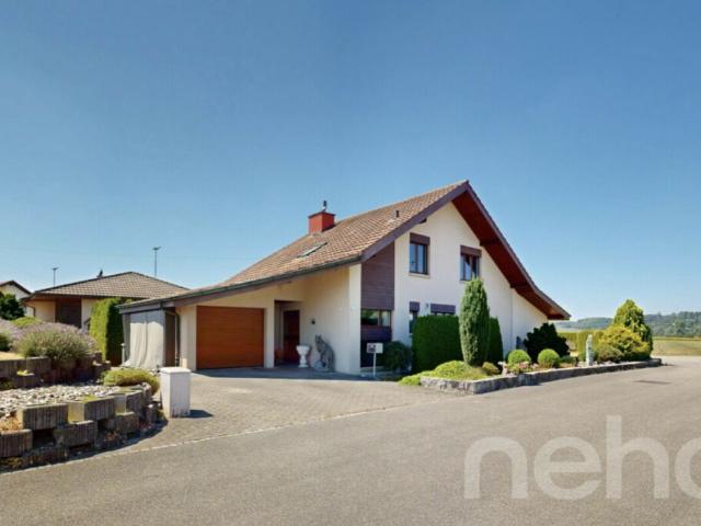 Ihr neues Zuhause Einfamilienhaus mit Garten und Wintergarten