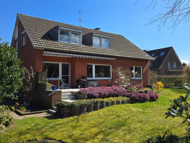 Ihr neues Zuhause: Einfamilienidylle mit großzügigem Garten und vielfältigen Möglichkeiten!