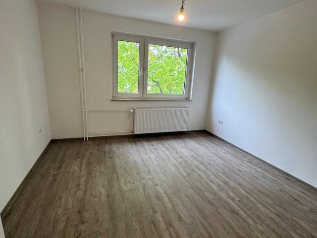Ihr neues Zuhause: frisch renovierte 2,5 Zimmer Wohnung