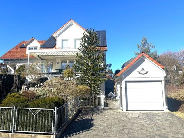 RESERVIERT! Ihr neues Zuhause! Gepflegte Doppelhaushälfte in ruhiger Lage