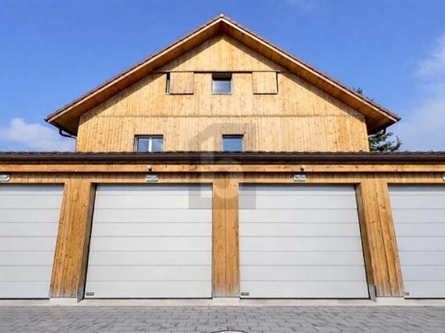 IHR NEUES ZUHAUSE IM GRÜNEN