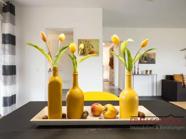 Ihr neues Zuhause Stilvolles Einfamilienhaus mit traumhaftem Garten!