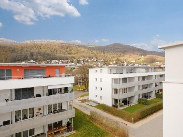 Attikawunder mit grosser Terrasse