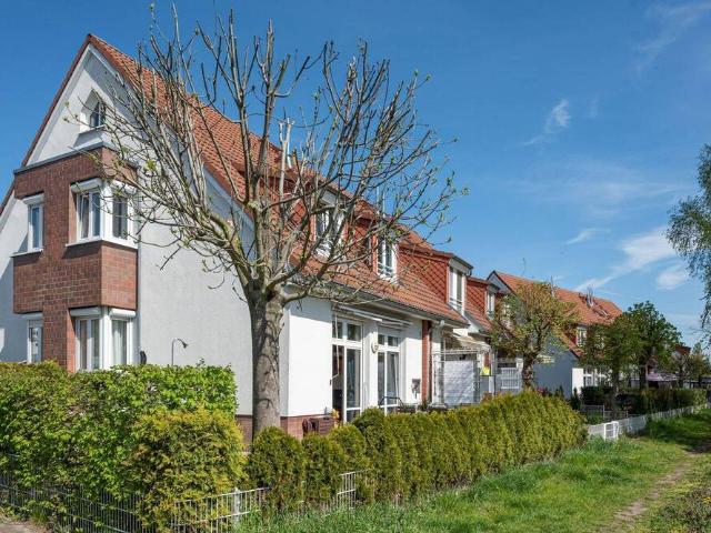 Ihr sonniges Reihenendhaus am Reitsportort Dallgow nahe Berlin Nutzfläche 179,26m²