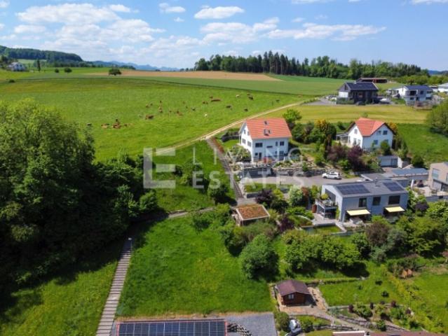 IHR STÜCK NATUR HERRLICH UND GROSSZÜGIG