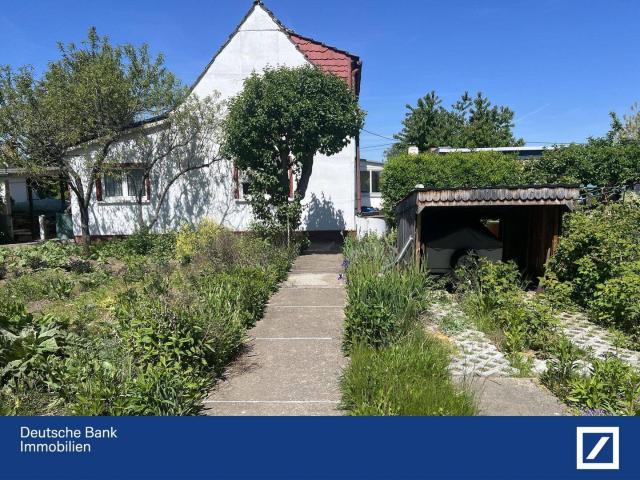Ihr Projekt im Grünen Sanierungsbedürftiges Haus mit Wohnrecht