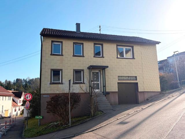 Ihr Projekt mit Zukunft: Zweifamilienhaus auf 648 m² Grundstück in Albershausen
