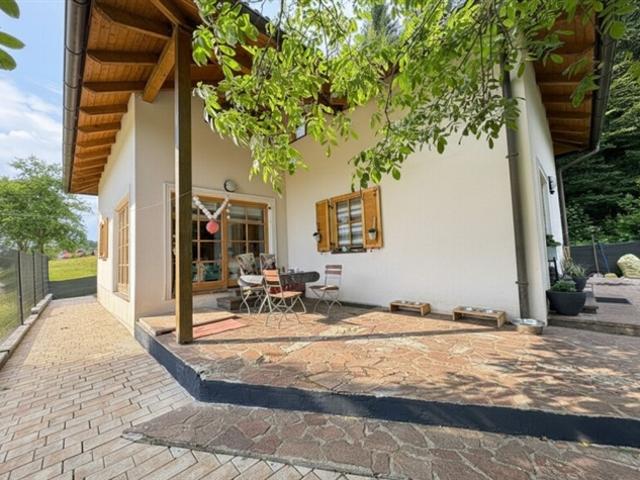 Ihr Rückzugsort im Grünen – Haus mit Waldblick nahe Klagenfurt