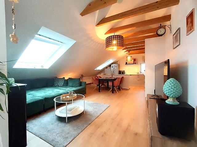 Ihr Wohntraum in Bobingen – moderne 4 Zimmer Wohnung mit Terrasse, Stellplatz und Einbauküche