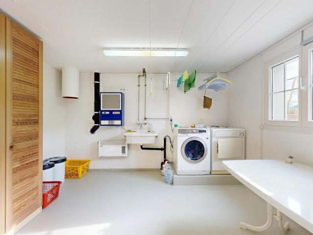Ihr Wohntraum – stilvolles Landhaus mit Pool und viel Platz | dreamo. Ch