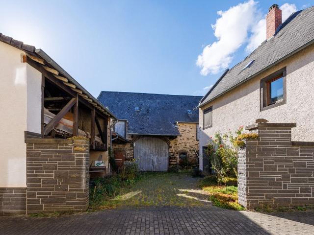 Ihr Traum vom Wohnen auf dem Land, Einfamilienhaus mit Hof Flair